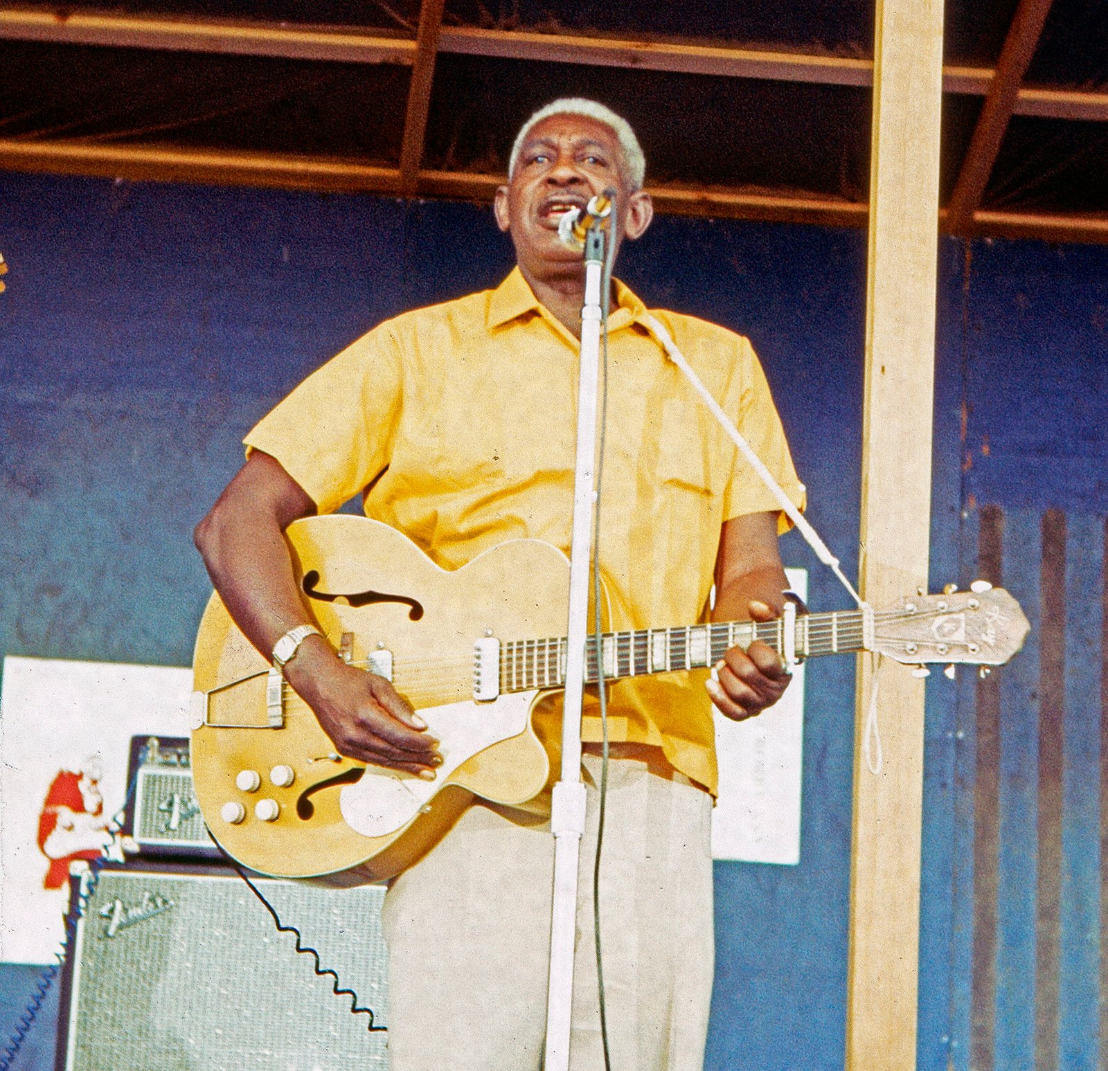 2. Arthur “Big Boy” Crudup (image credits: wikimedia)