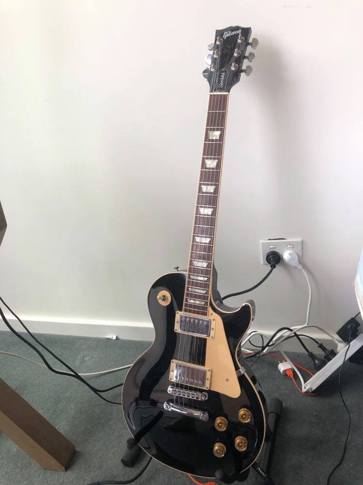 Les Paul - Guitar Hero and Recording Pioneer (image credits: wikimedia)