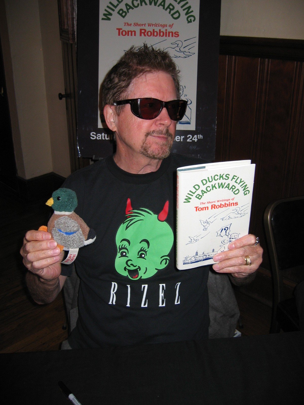 Jitterbug Perfume – Tom Robbins (1984) (image credits: wikimedia)