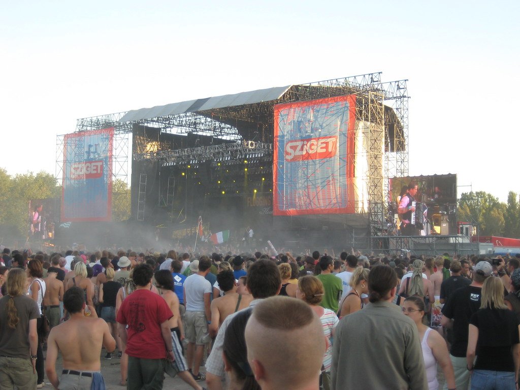 What Festival Features Crowds Dancing on a 108-Hectare Island Paradise? (image credits: flickr)