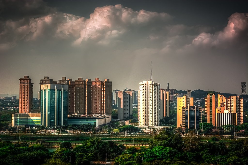 São Paulo: Mega-City Mayhem and Social Strain (image credits: flickr)
