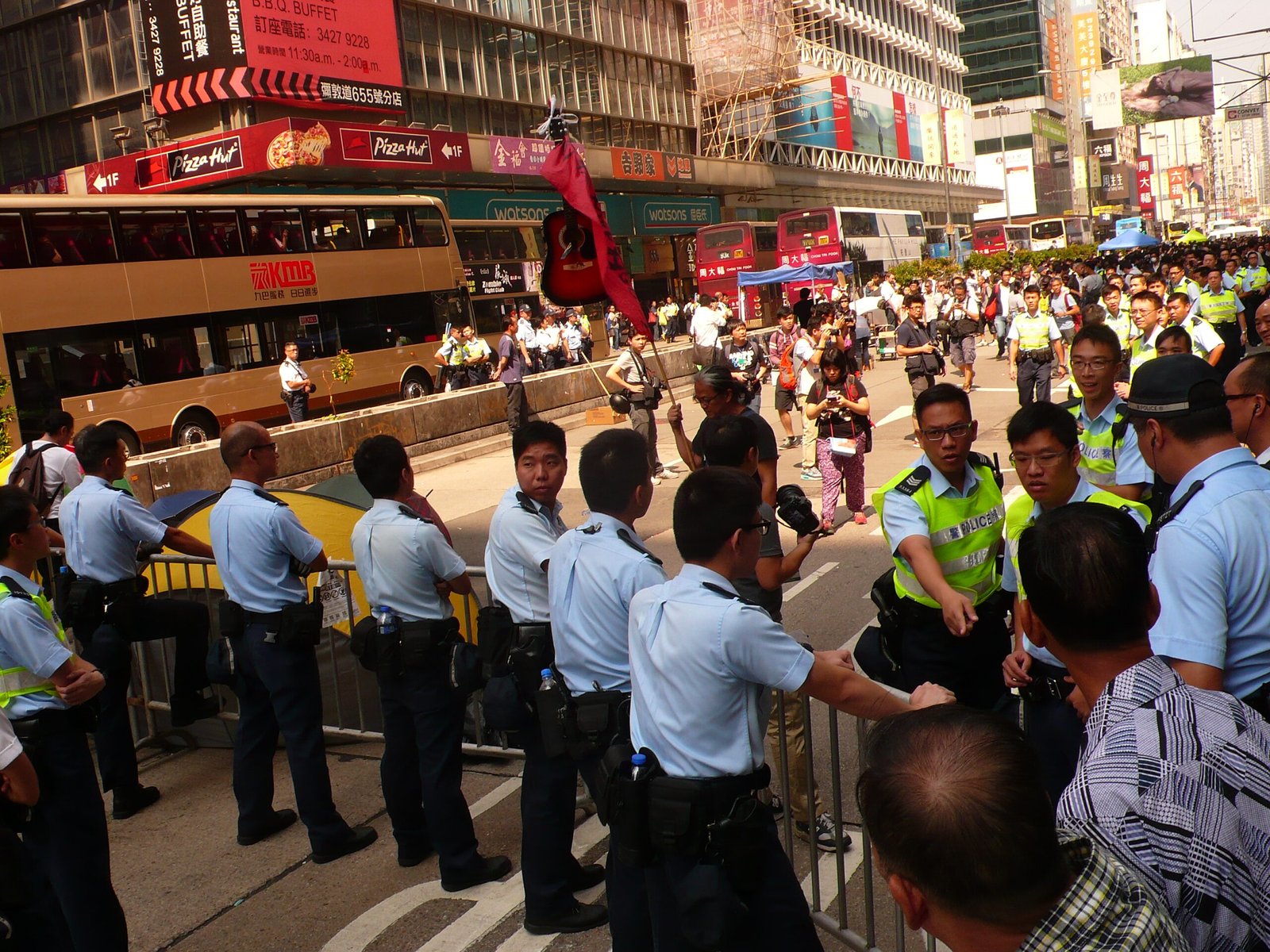 Hong Kong: Protest, Control, and the Battle for the Future (image credits: wikimedia)