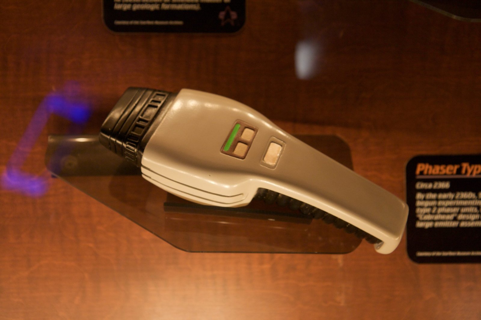 Taser Guns: “Star Trek’s” Phaser and Law Enforcement Technology (image credits: wikimedia)