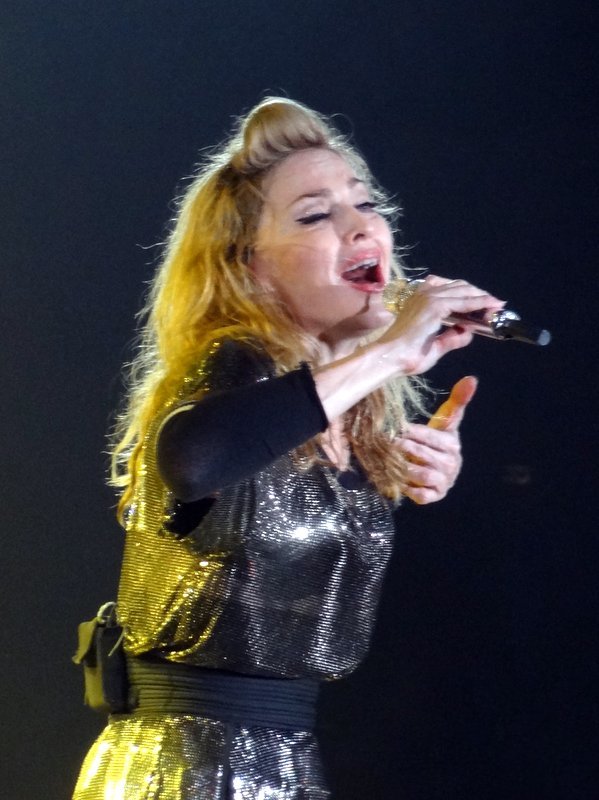 “Like a Prayer” by Madonna: Blurring Lines Between Faith and Art (image credits: wikimedia)