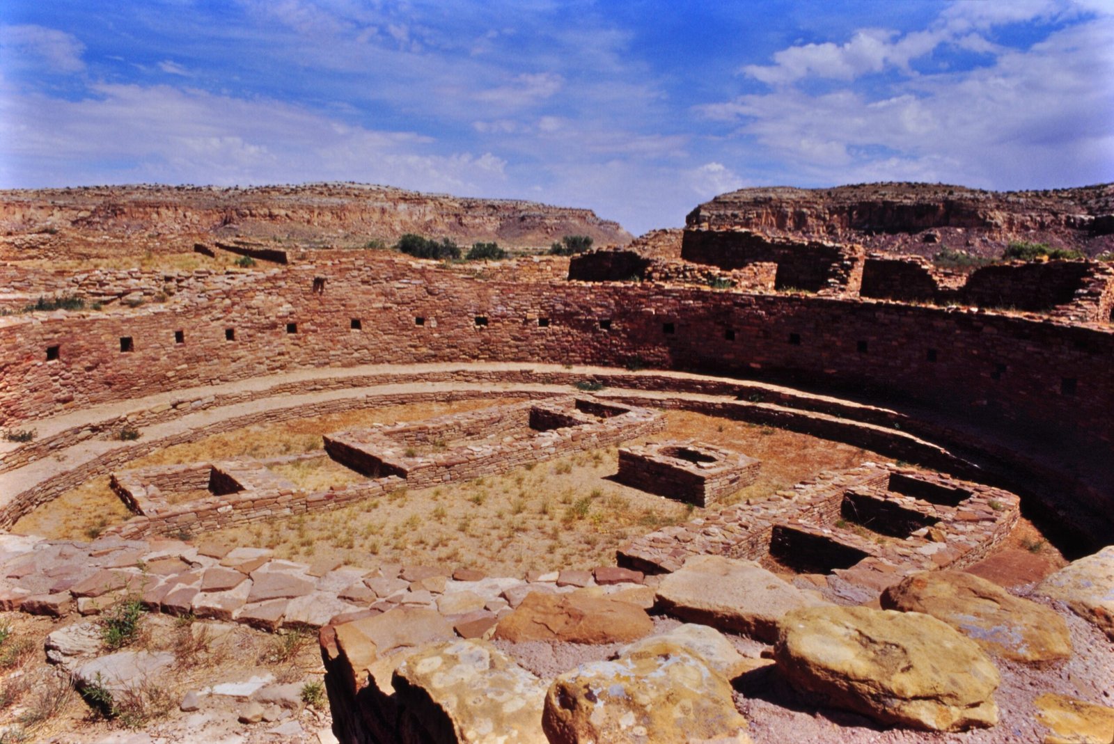 Chaco Culture National Historical Park, New Mexico (image credits: wikimedia)
