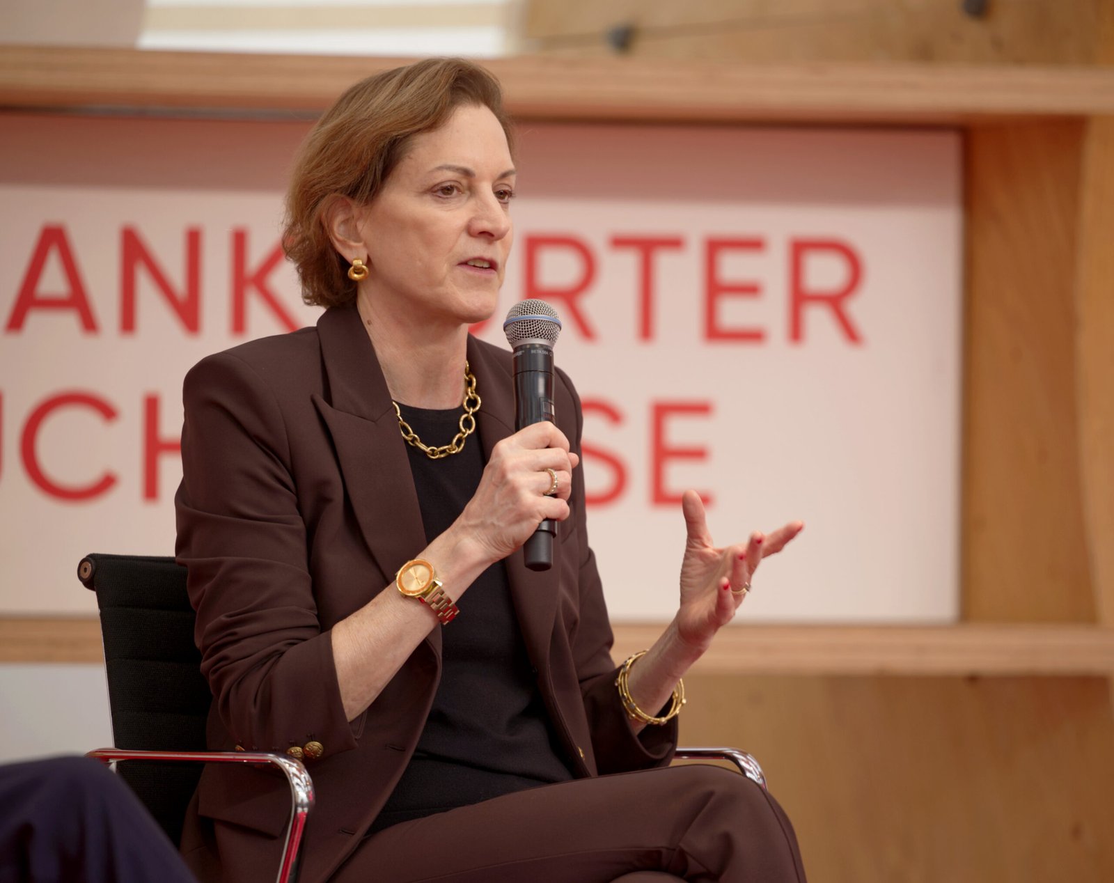 15. Twilight of Democracy by Anne Applebaum (image credits: wikimedia)