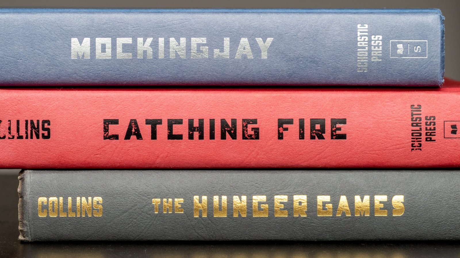 The Hunger Games by Suzanne Collins (image credits: wikimedia)