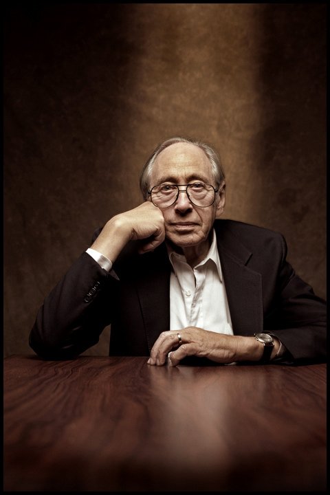 Future Shock by Alvin Toffler (image credits: wikimedia)