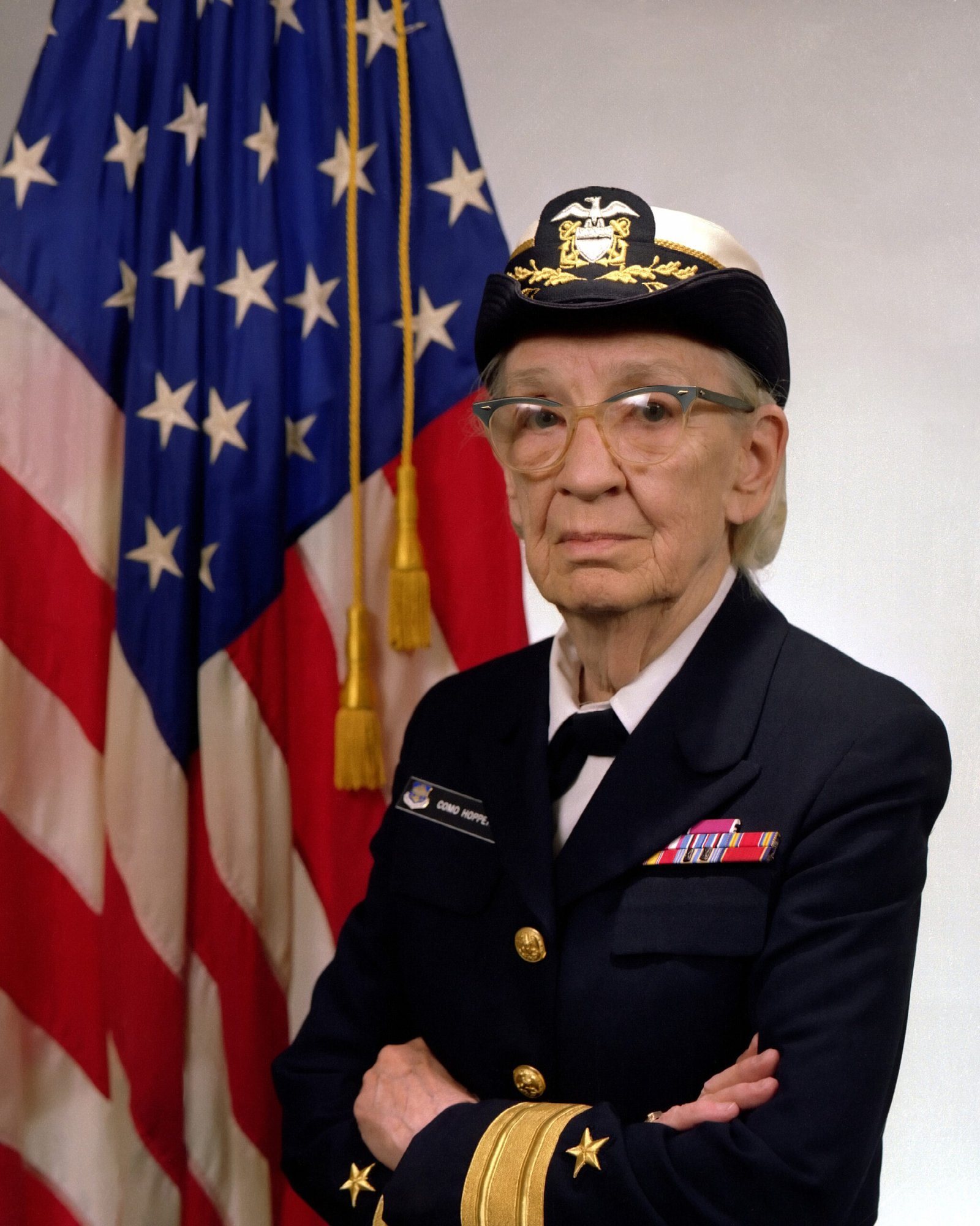 Grace Hopper: The Admiral Who Revolutionized Computing (image credits: wikimedia)