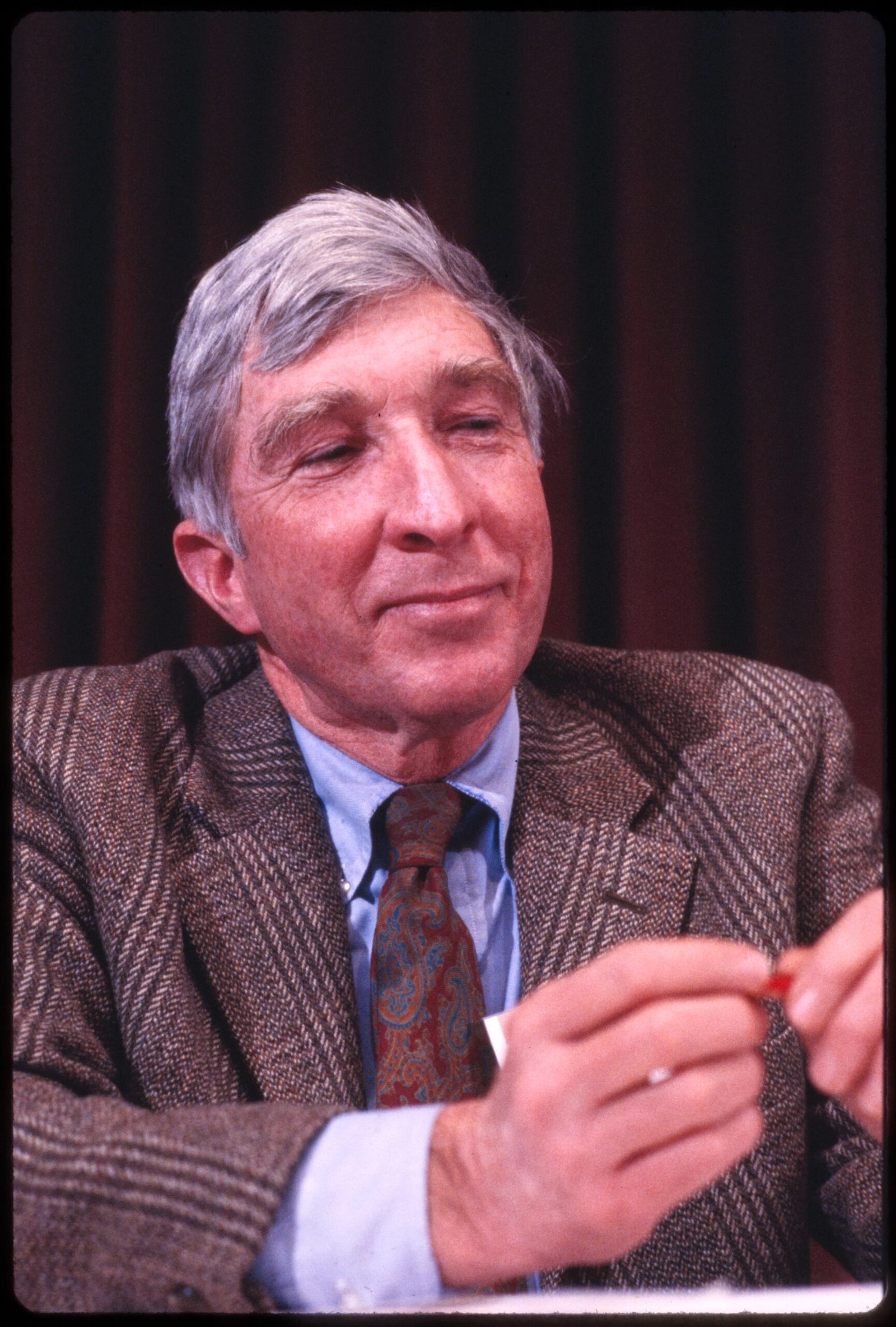 John Updike vs. John Cheever: Suburban Scribes at War (image credits: wikimedia)