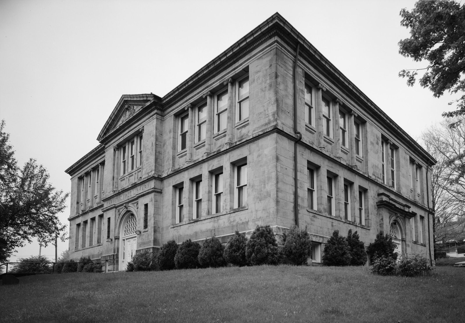 Carnegie Free Library's Strike Integration Strategy (image credits: wikimedia)