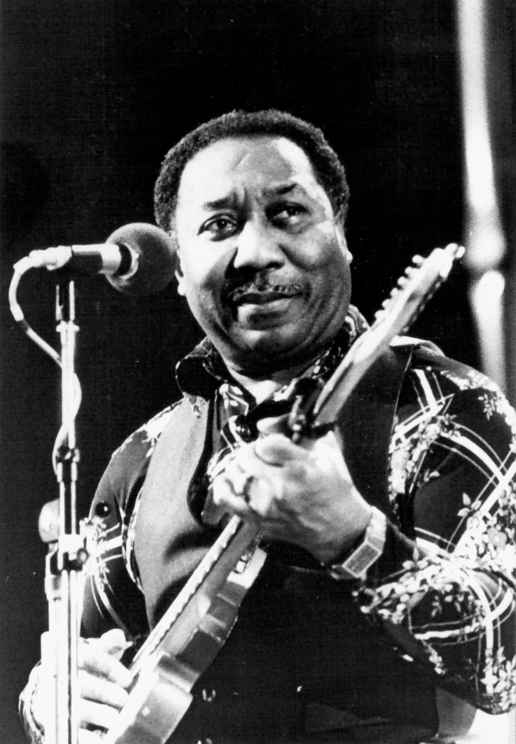 Muddy Waters’ “Hoochie Coochie Man”: The Birth of Electric Blues Swagger (image credits: wikimedia)