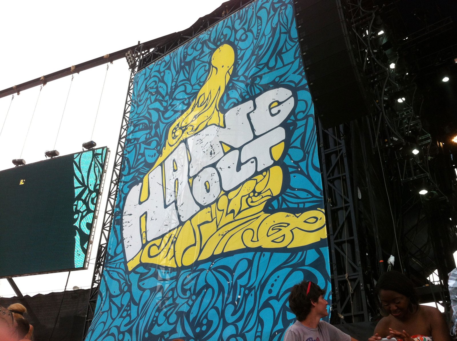 The Restaurant Owner's Beach Gamble (image credits: wikimedia)