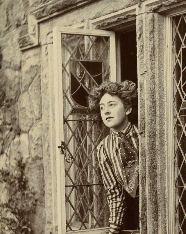 3. Agatha Christie (image credits: wikimedia)