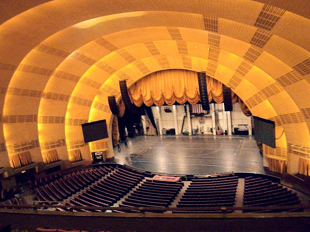 Radio City Music Hall: Art Deco Grandeur and Secret Tunnels (image credits: flickr)