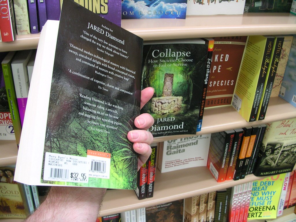 Collapse by Jared Diamond (image credits: flickr)