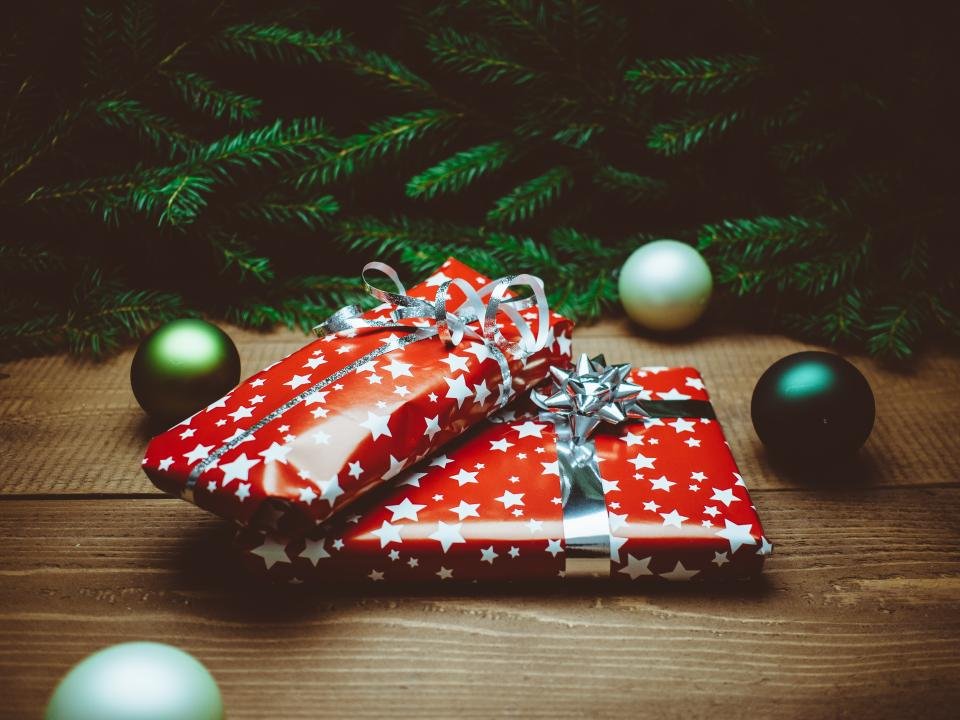 Christmas: Pagan Roots and Commercial Greed (image credits: stocksnap)