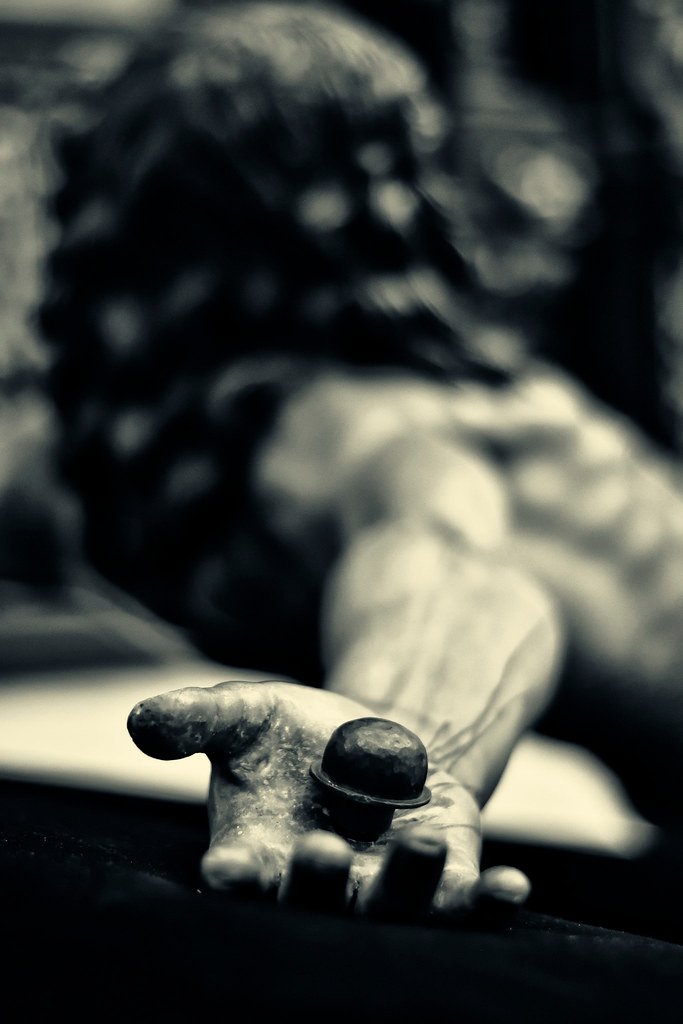 Easter: Torture and Resurrection (image credits: flickr)
