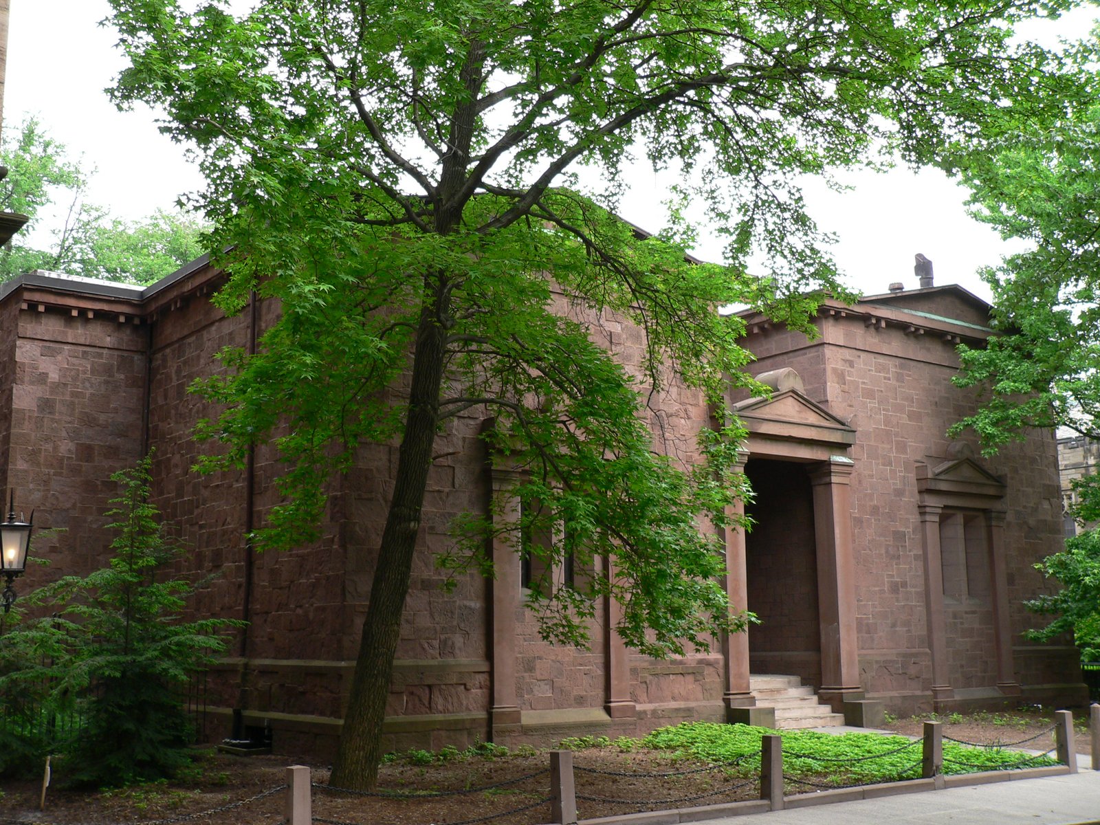 The Skull and Bones Society in The Skulls (image credits: wikimedia)