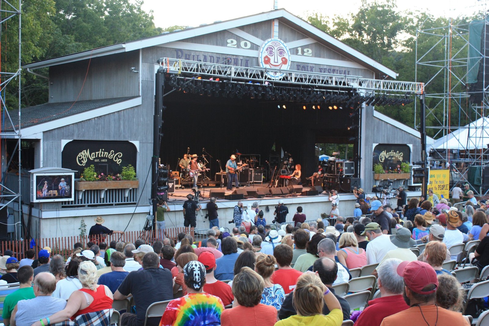 Philadelphia Folk Festival: Community and Tradition (image credits: wikimedia)
