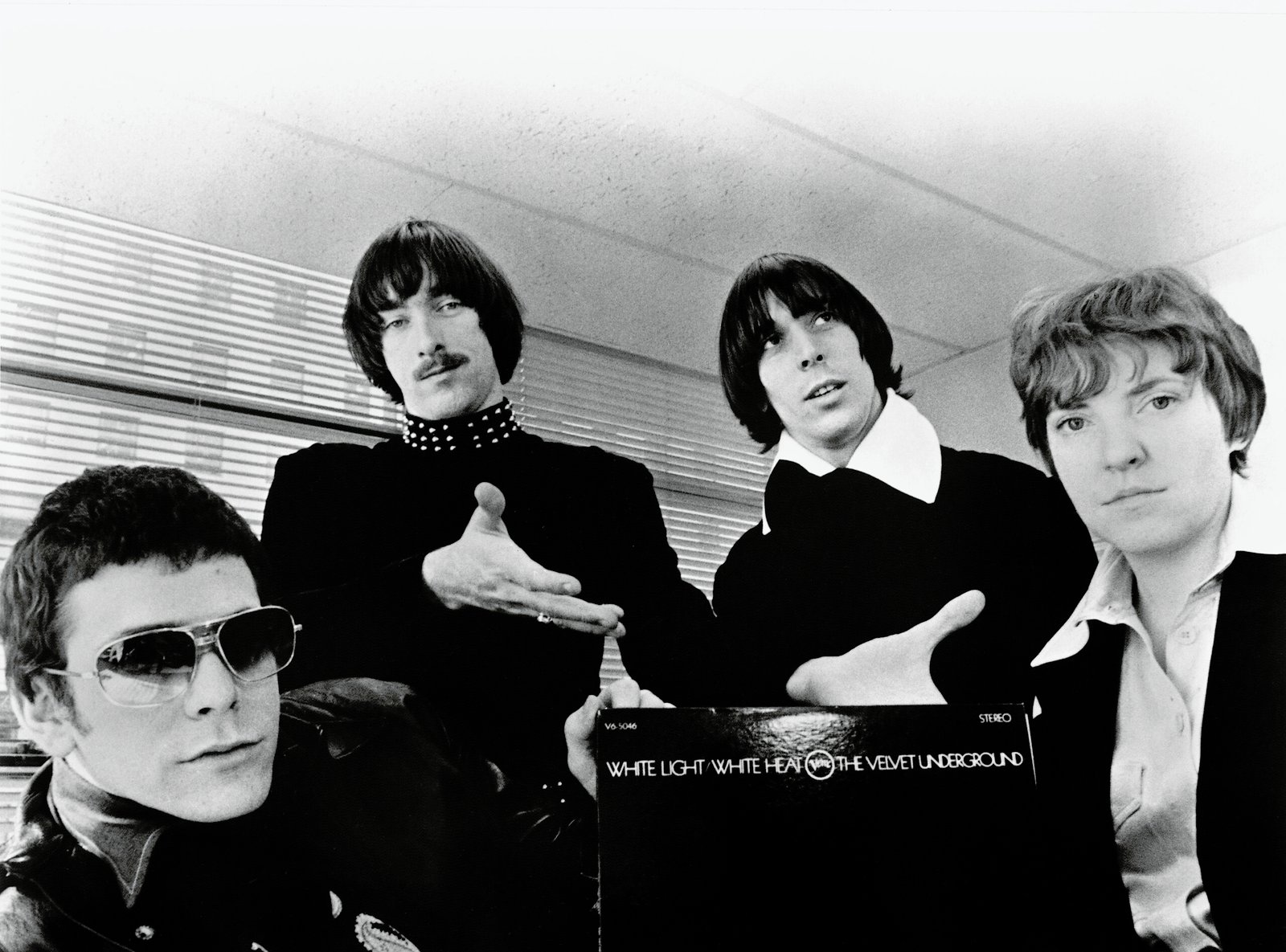 The Velvet Underground – The Velvet Underground & Nico (1967): The Underground Art Rock Foundation (image credits: wikimedia)