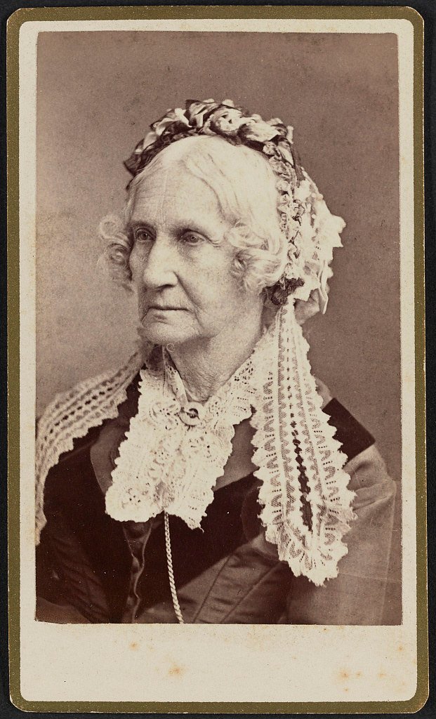 The Ice Cream Maker: Churning Up Global Delight (image credits: flickr)