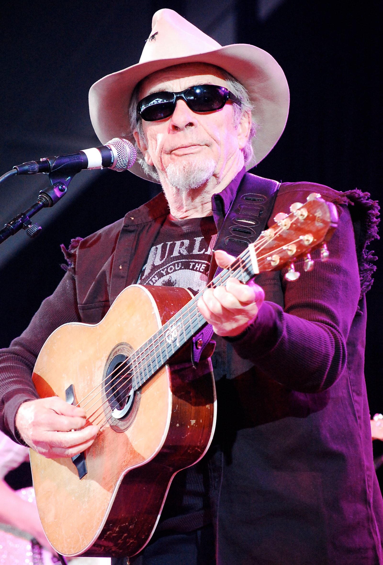 Merle Haggard – Working Man’s Poet: The Best of Merle Haggard (2014) (image credits: wikimedia)