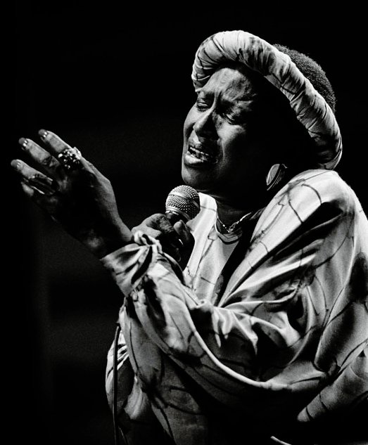 Soweto Blues: The Song That Smuggled Truth Across Borders (image credits: wikimedia)