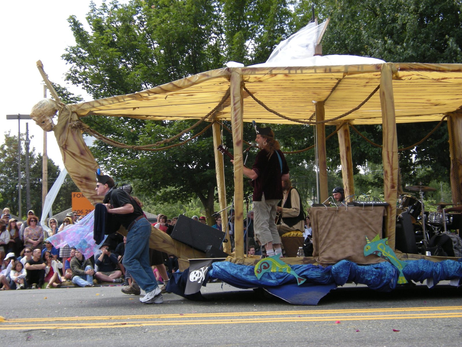 The Summer Solstice Connection (image credits: wikimedia)