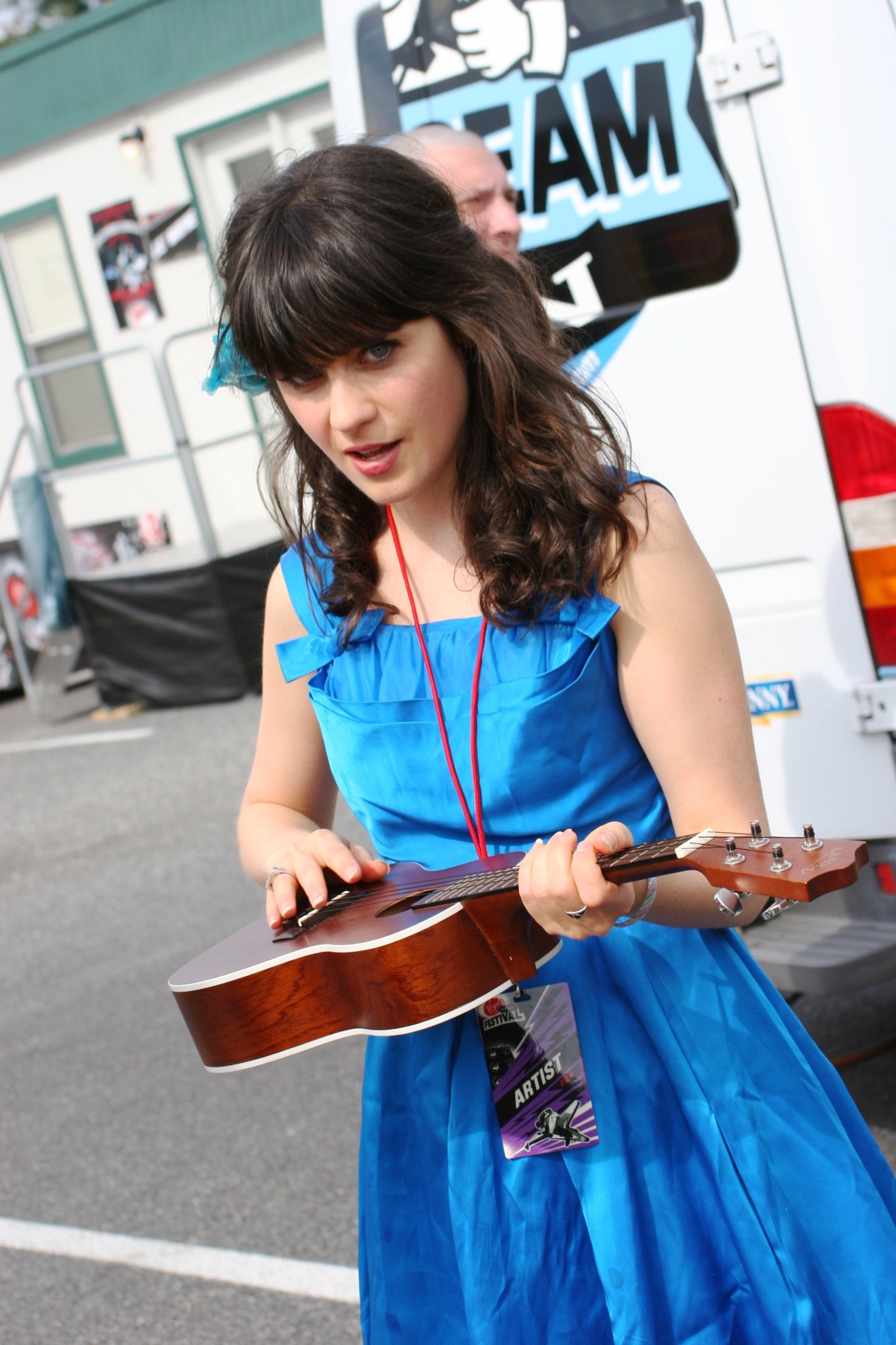 Zooey Deschanel: The Indie Princess (image credits: wikimedia)