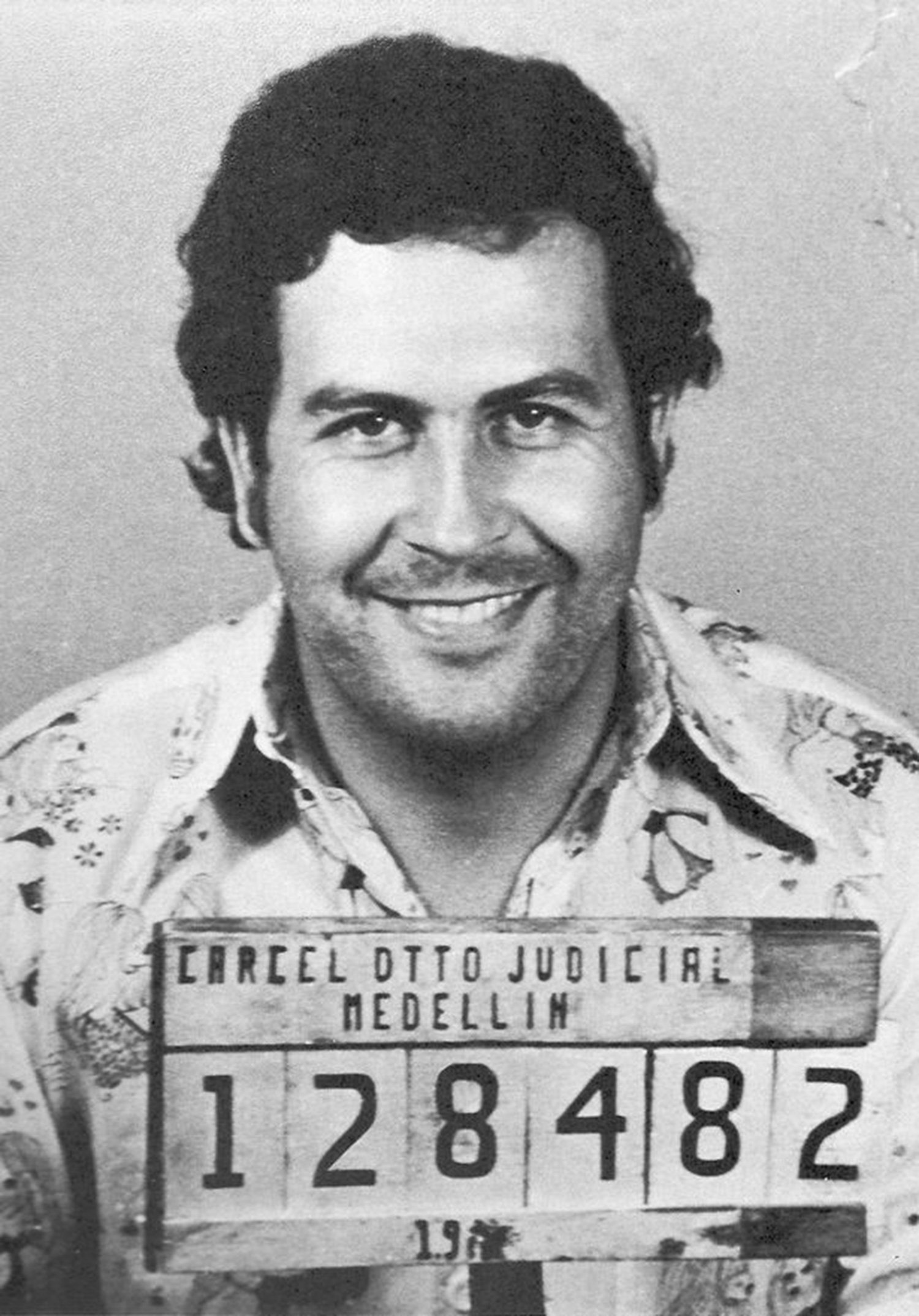 Pablo Escobar: The Colombian Cocaine King (image credits: wikimedia)