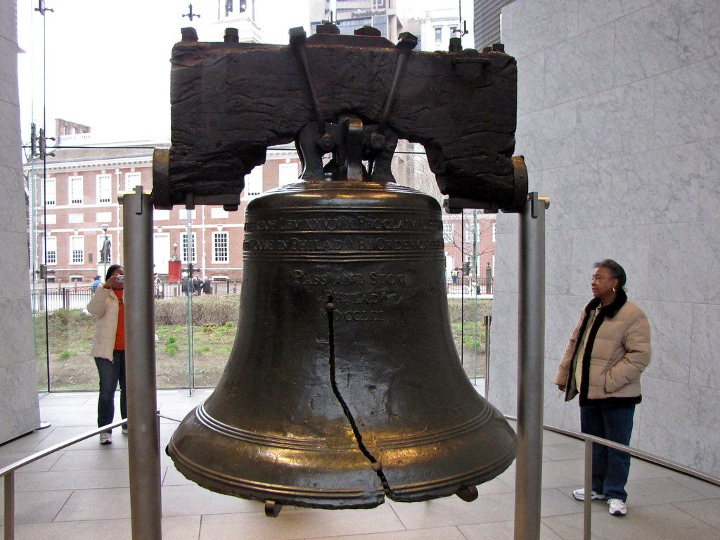 The Bell That Became Famous for Being Broken (image credits: flickr)
