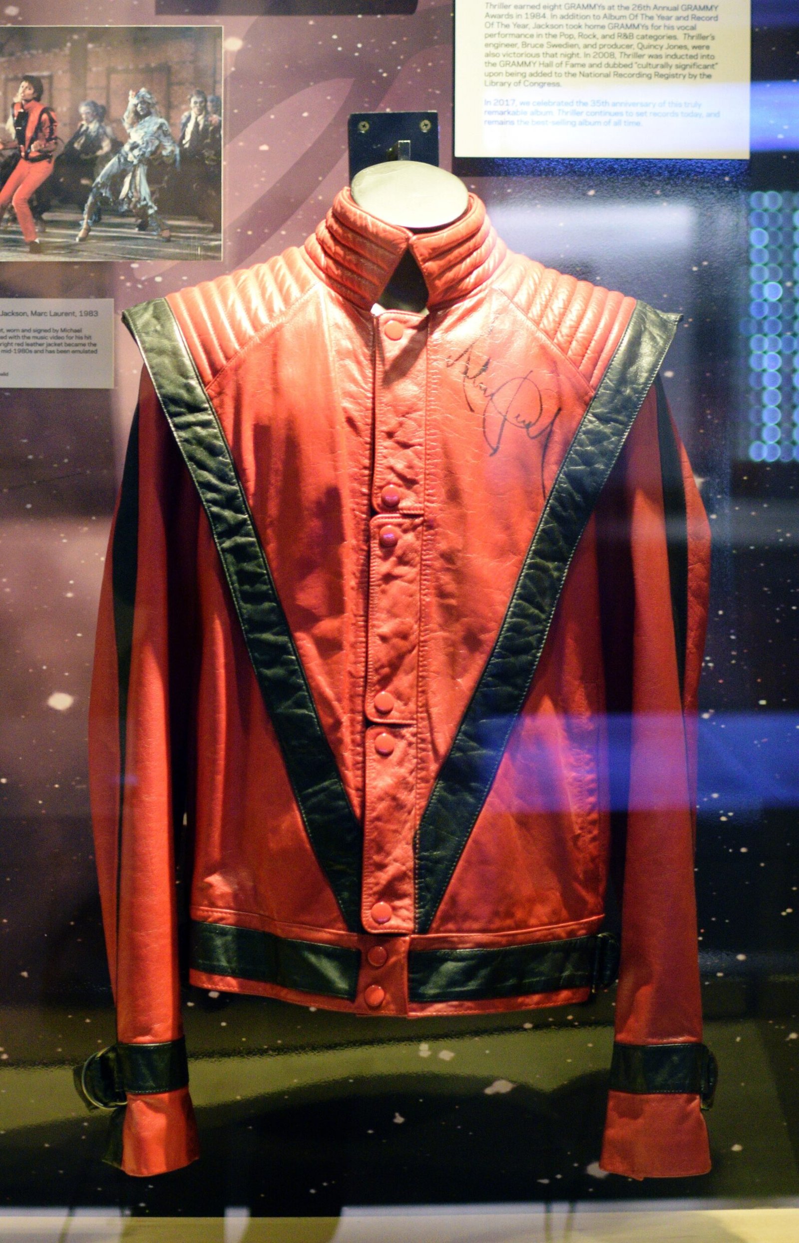 Michael Jackson's Thriller Jacket (image credits: wikimedia)