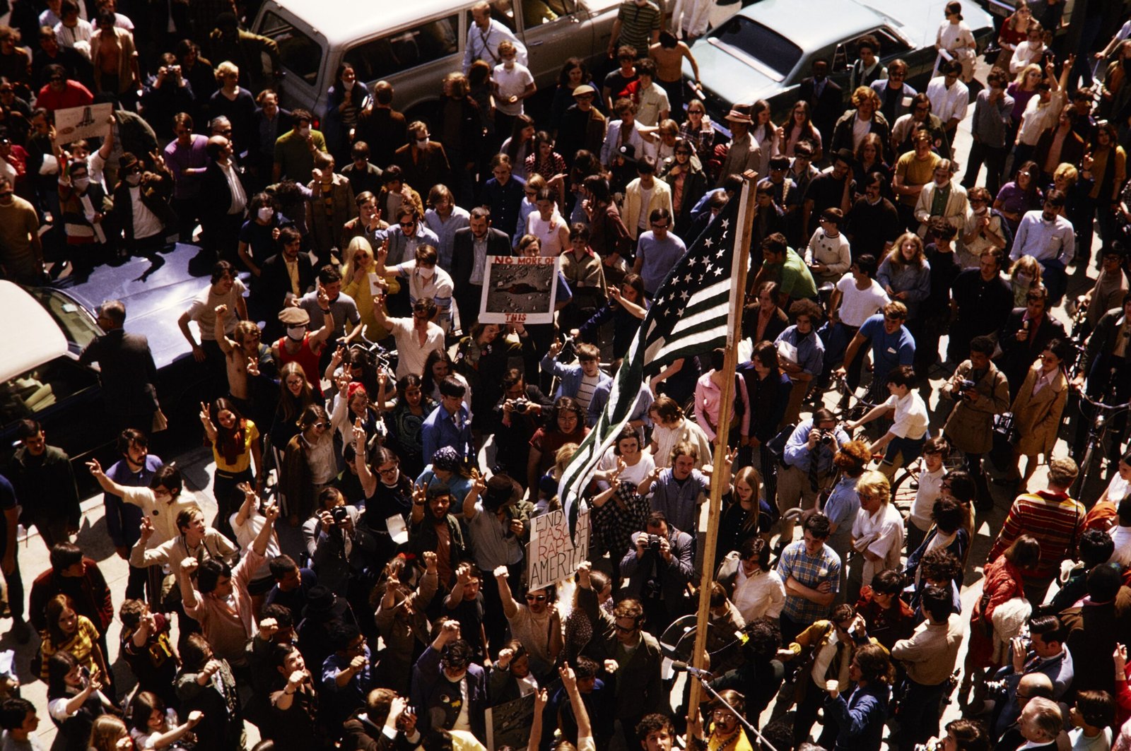 Earth Day and Environmental Protection Laws (image credits: wikimedia)