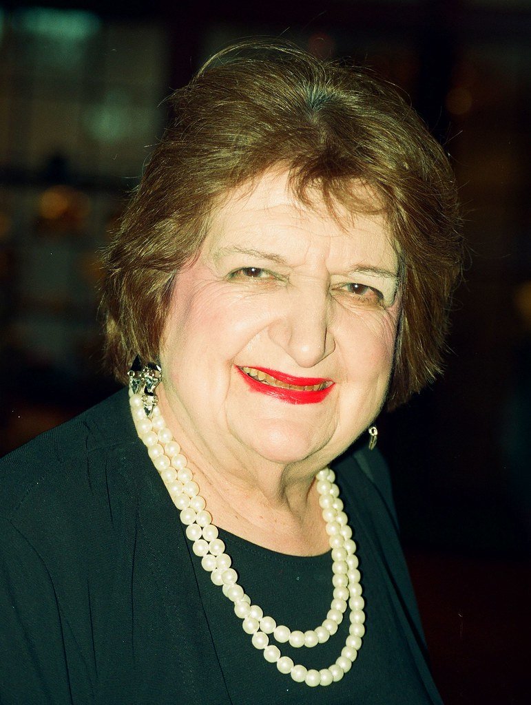 Helen Thomas: The First Lady of the White House Press Corps (image credits: flickr)