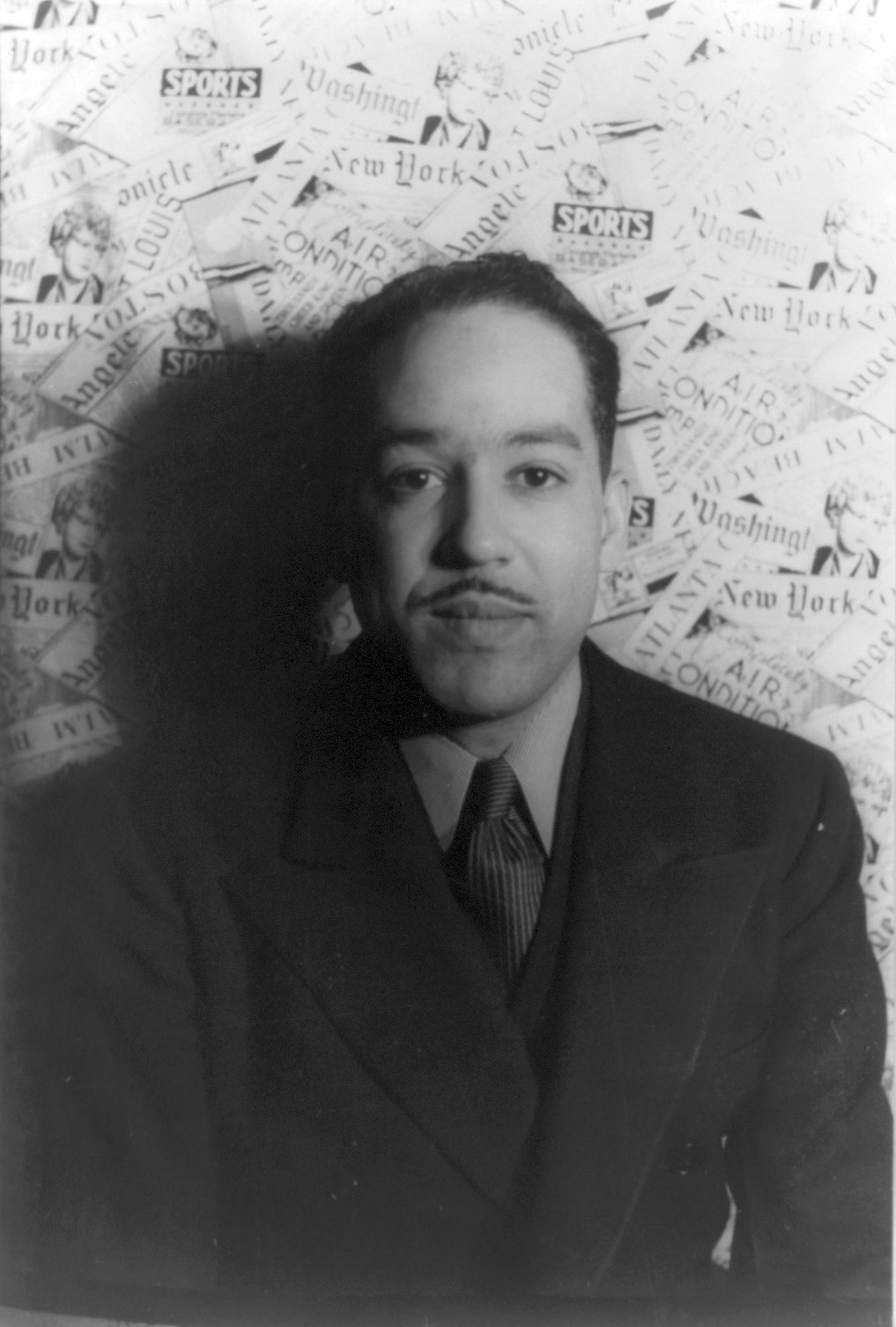 Langston Hughes and the Soft Power of Poetry (image credits: This image  is available from the United States Library of Congress's Prints and Photographs division under the digital ID cph.3a42821.This tag does not indicate the copyright status of the attached work. A normal copyright tag is still required. See Commons:Licensing., Public domain, https://commons.wikimedia.org/w/index.php?curid=30808576)