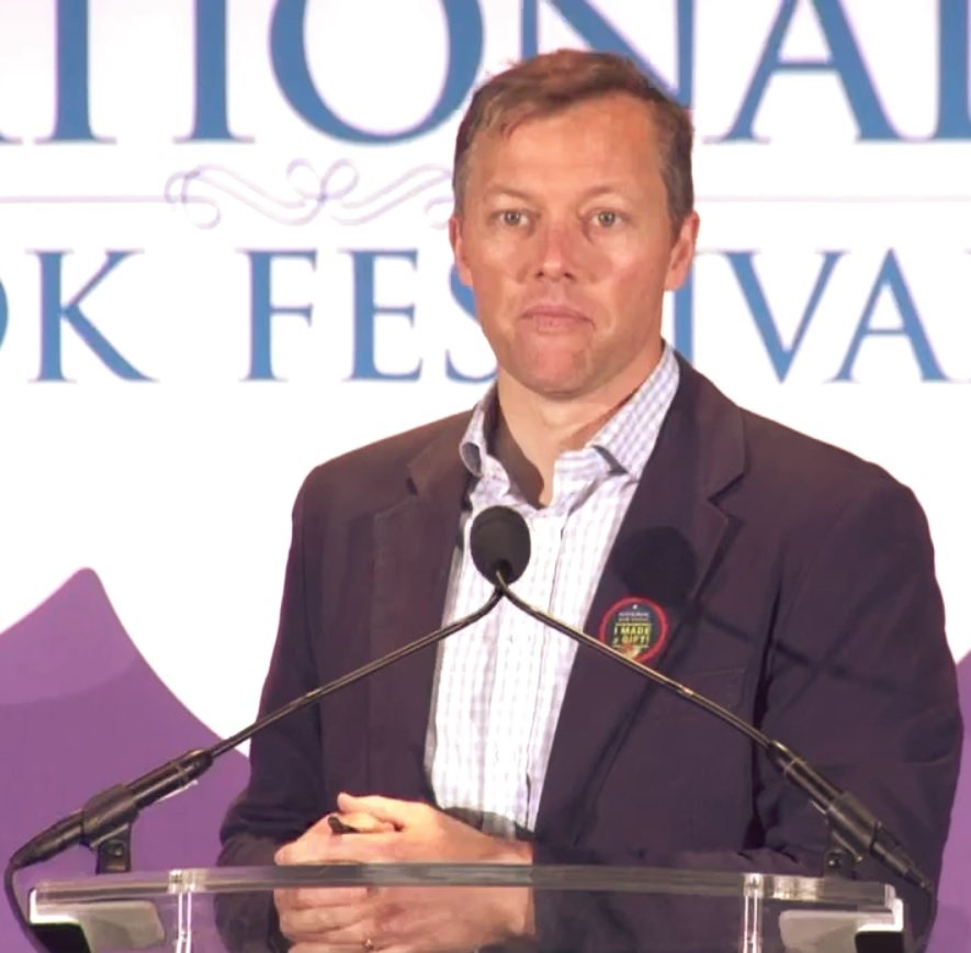 Evicted: Poverty and Profit in the American City by Matthew Desmond (image credits: Matthew Desmond: 2017 National Book Festival at 02:24, Public domain, https://commons.wikimedia.org/w/index.php?curid=66903683)