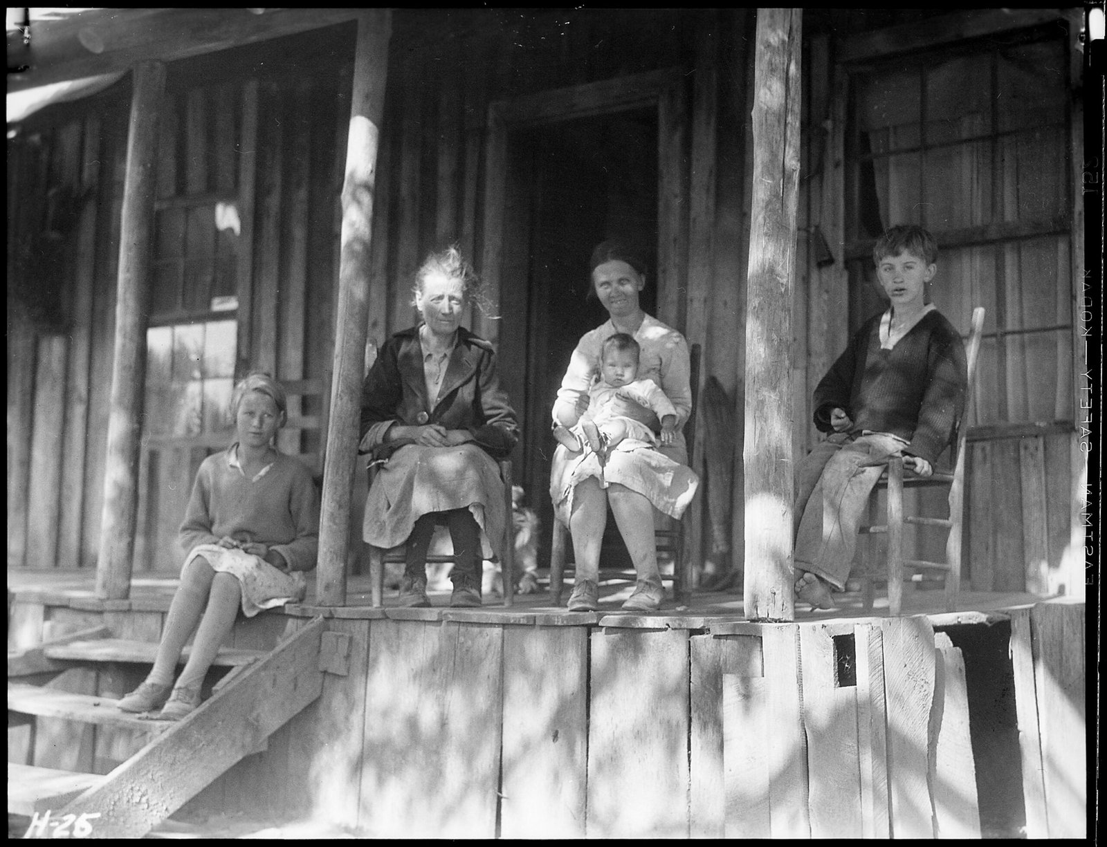 What You Are Getting Wrong About Appalachia by Elizabeth Catte (image credits: U.S. National Archives and Records Administration, Public domain, https://commons.wikimedia.org/w/index.php?curid=16898829)