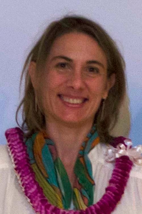 Lab Girl by Hope Jahren (image credits: cropped from:








This image was released by the United States Navy with the ID 170410-N-ON468-045 (next).
This tag does not indicate the copyright status of the attached work. A normal copyright tag is still required. See Commons:Licensing.


العربية ∙ বাংলা ∙
Bahaso Jambi ∙
Deutsch ∙ Deutsch (Sie-Form) ∙ English ∙ español ∙ euskara ∙ فارسی ∙ français ∙ italiano ∙ 日本語 ∙ 한국어 ∙ македонски ∙ മലയാളം ∙ Plattdüütsch ∙ Nederlands ∙ polski ∙ پښتو ∙ português ∙ русский ∙ slovenščina ∙ svenska ∙ Türkçe ∙ українська ∙ 简体中文 ∙ 繁體中文 ∙ +/−, Public domain, https://commons.wikimedia.org/w/index.php?curid=142041237)