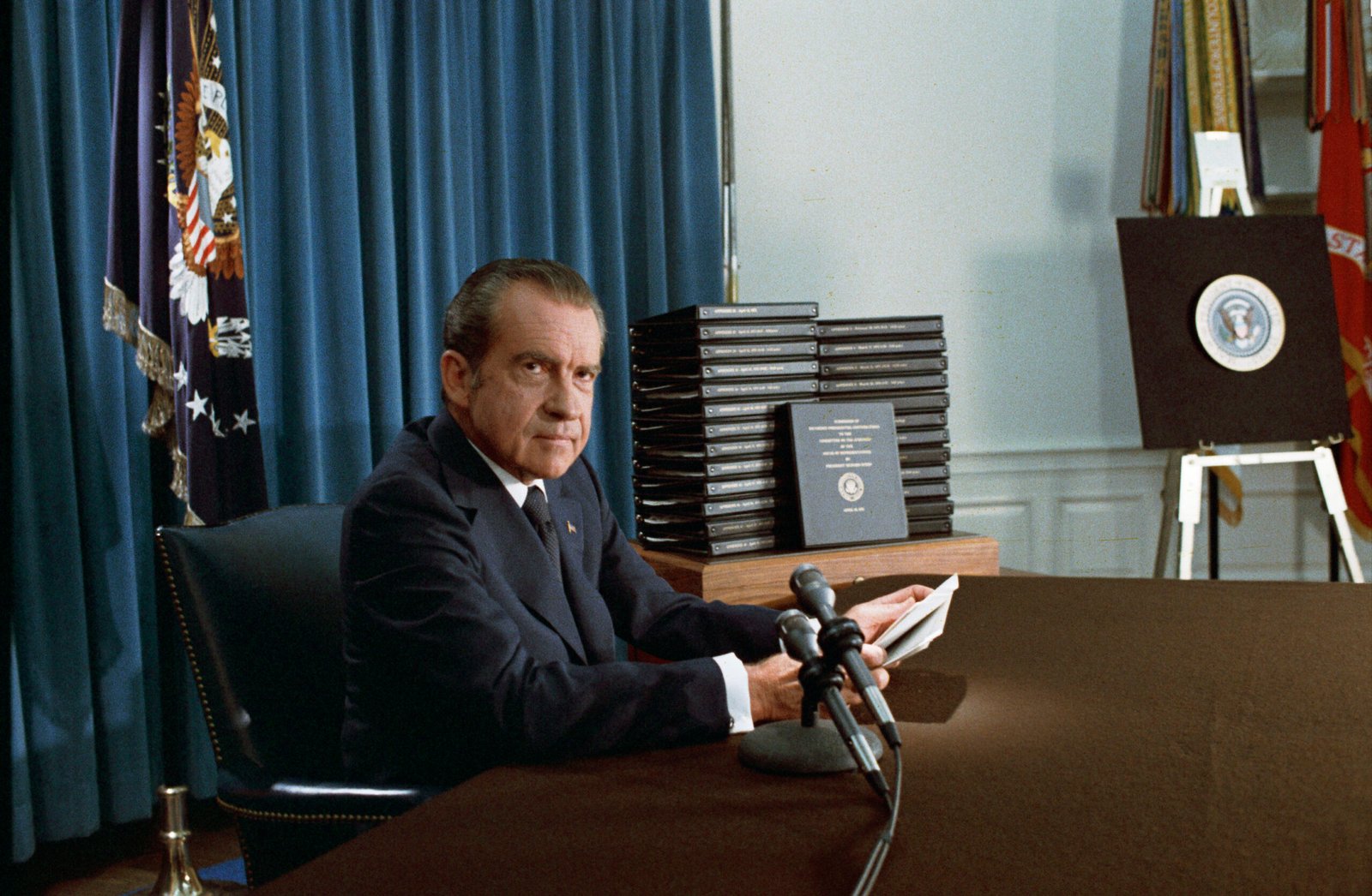 United States v. Nixon: No One Is Above the Law (image credits: By National Archives & Records Administration, Public domain, https://commons.wikimedia.org/w/index.php?curid=2458862)