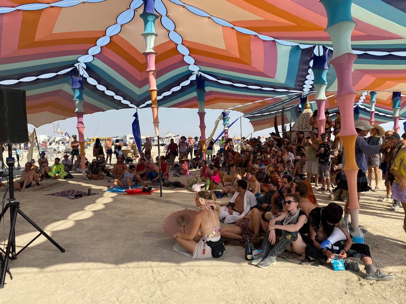 Burning Man’s Unexpected Environmental Initiatives (image credits: By Monera Mason, CC BY-SA 4.0, https://commons.wikimedia.org/w/index.php?curid=109886085)