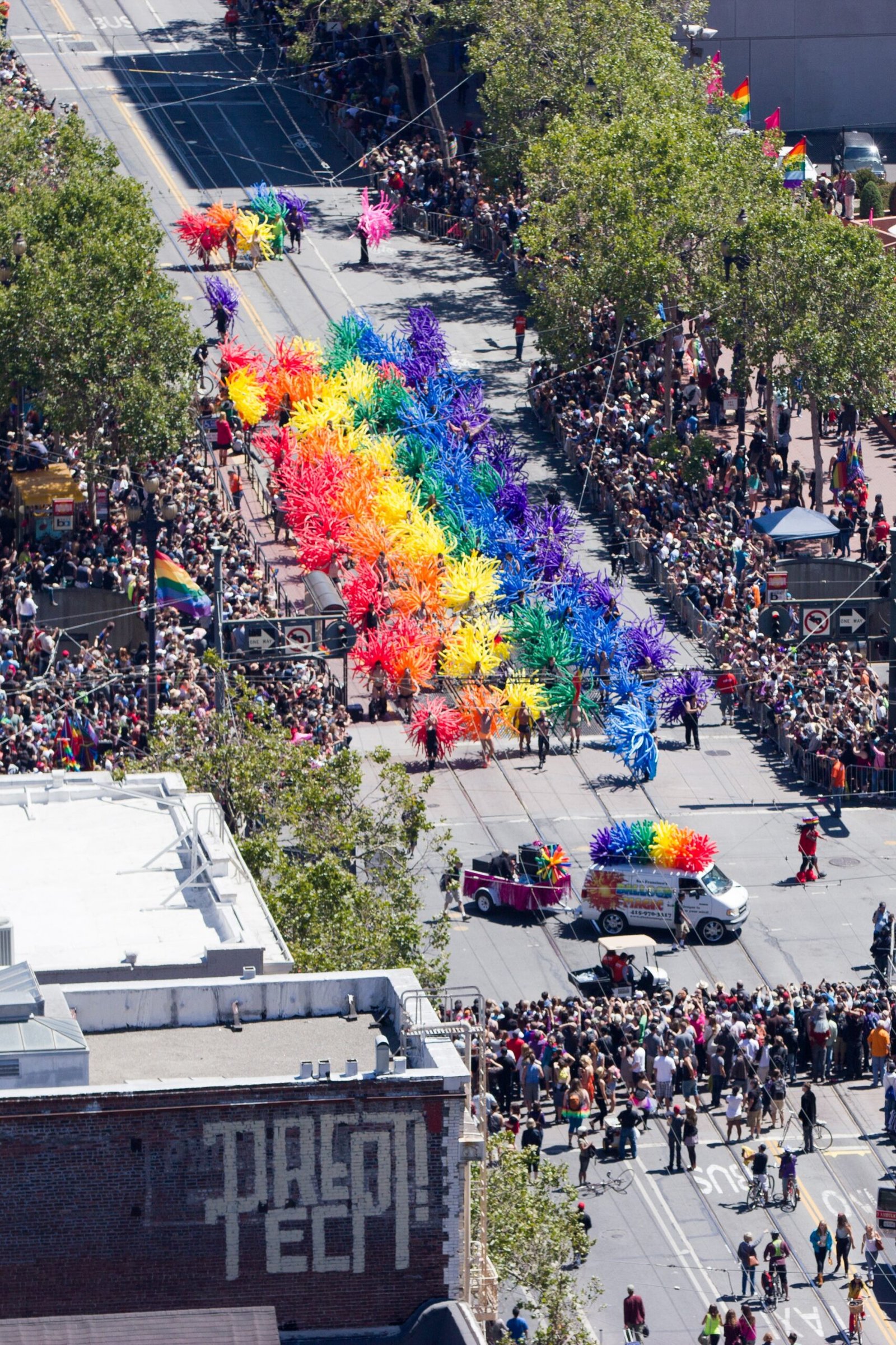 The Evolution of San Francisco’s Pride Parade (image credits: wikimedia)