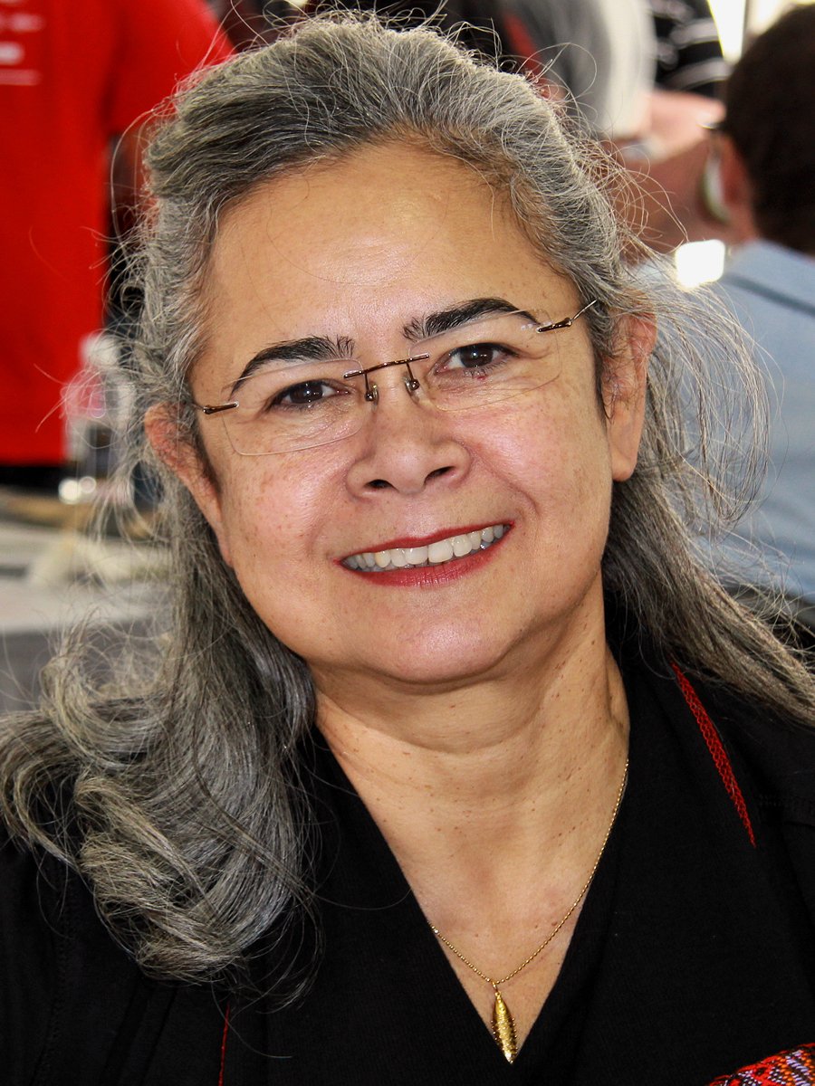 Esmeralda Santiago: Narrating the Puerto Rican Experience (image credits: By Larry D. Moore, CC BY 4.0, https://commons.wikimedia.org/w/index.php?curid=22641729)