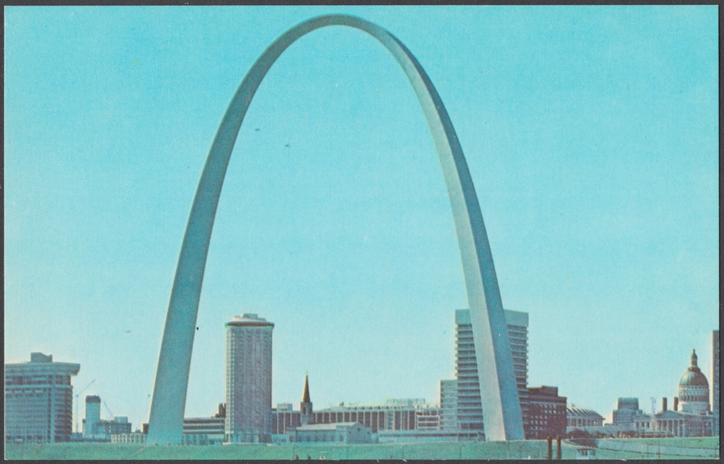 Gateway Arch and Urban Displacement (image credits: rawpixel)