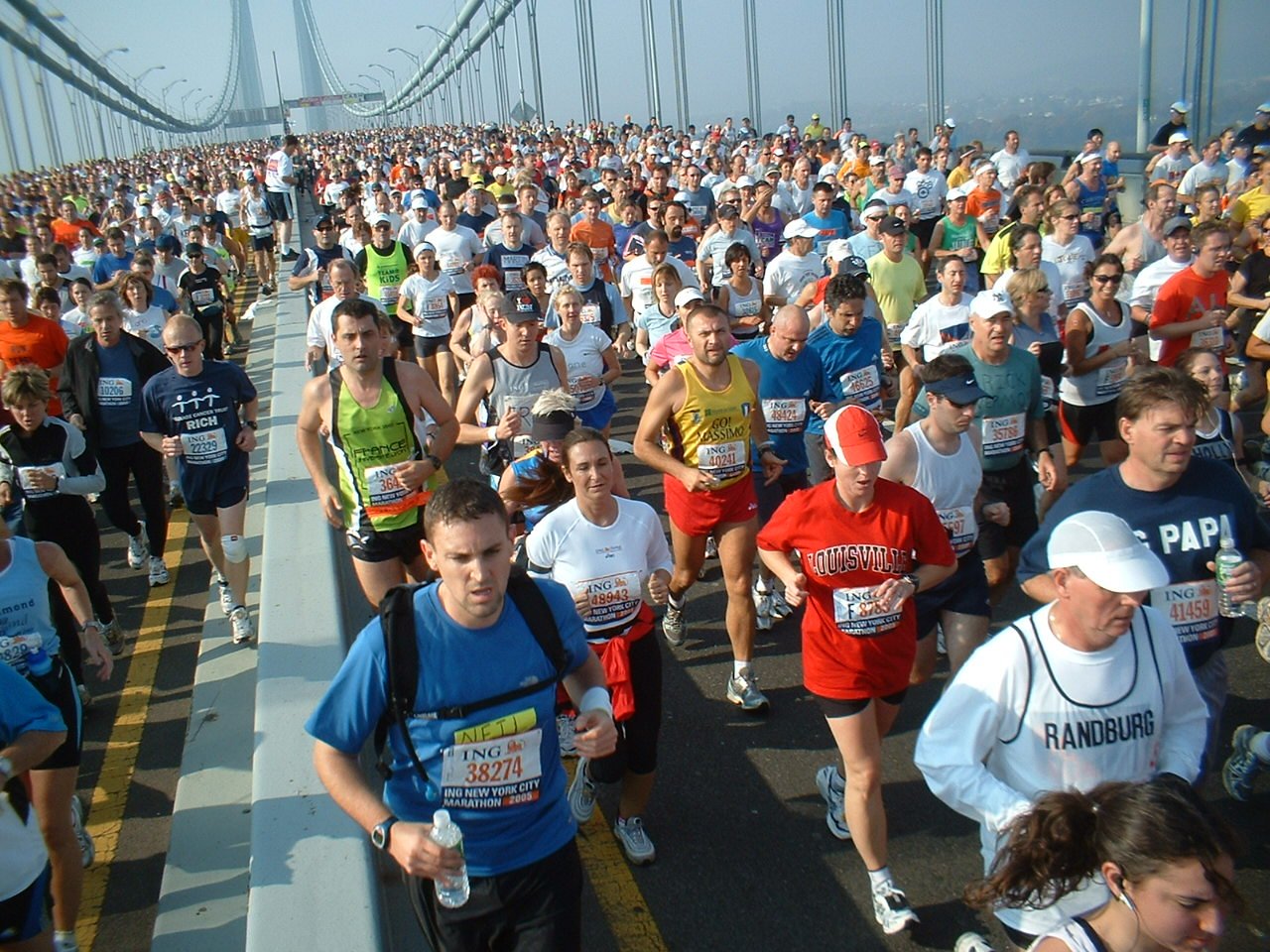 Sports Festivals and Civic Pride (image credits: Marathon de New York: Verrazano Bridge, CC BY-SA 2.0, https://commons.wikimedia.org/w/index.php?curid=4316439)