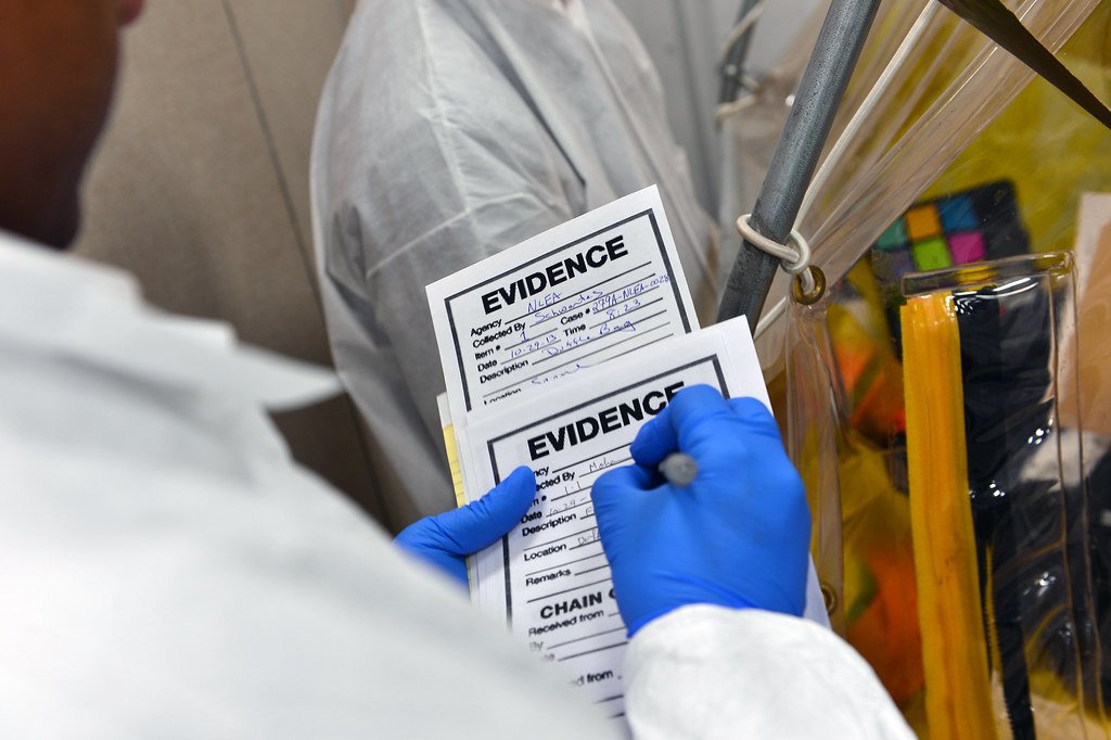 Dexter Morgan and Forensic Evidence Standards (image credits: flickr)