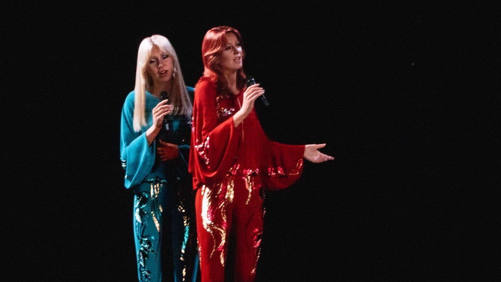 Critical Reviews and Artistic Value (image credits: flickr)