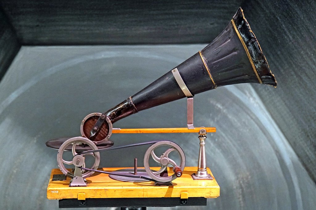 Early Cylinder Recordings: Damaged and Decayed (image credits: flickr)