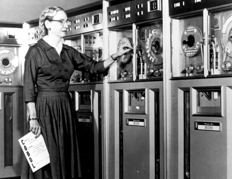 Grace Hopper: The Computer Pioneer Who Revolutionized Programming (image credits: flickr)