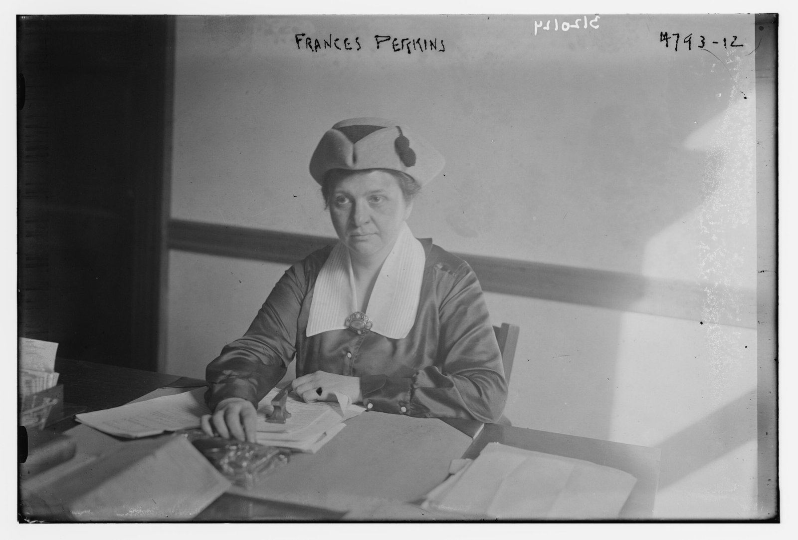 Frances Perkins: The Architect of Social Security (image credits: Library of Congress
Catalog: https://lccn.loc.gov/2014708217
Image download: https://cdn.loc.gov/service/pnp/ggbain/28000/28056v.jpg
Original url: https://www.loc.gov/pictures/item/2014708217/, Public domain, https://commons.wikimedia.org/w/index.php?curid=67520962)
